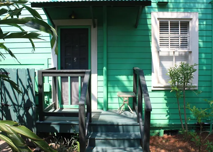 The Green House Inn